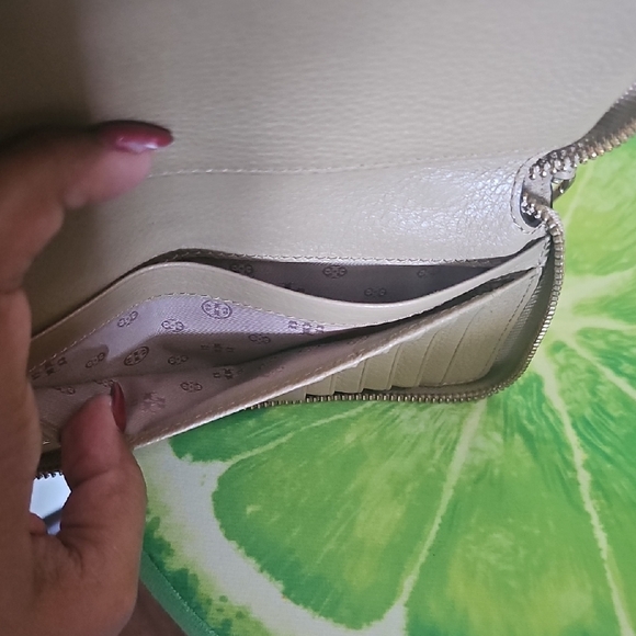 Tory Burch Beige Leather Wristlet - Picture 6 of 6